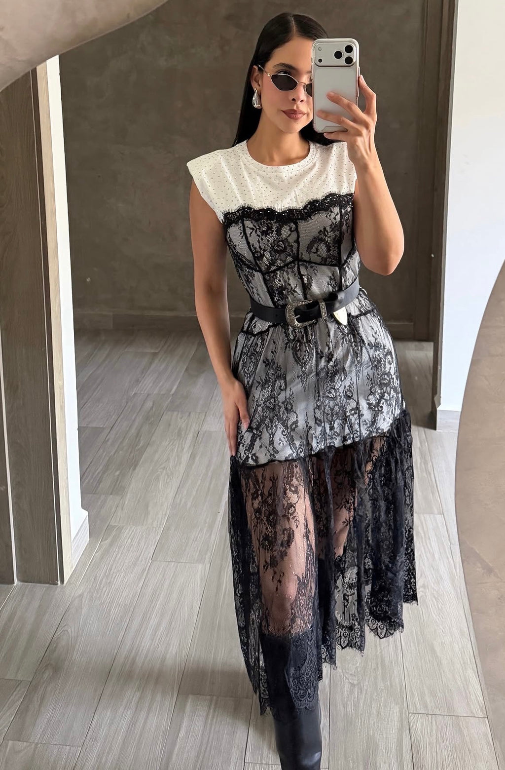 Encaje dress