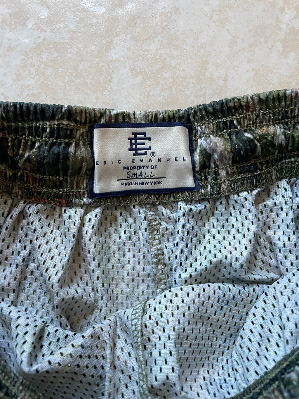 EE shorts