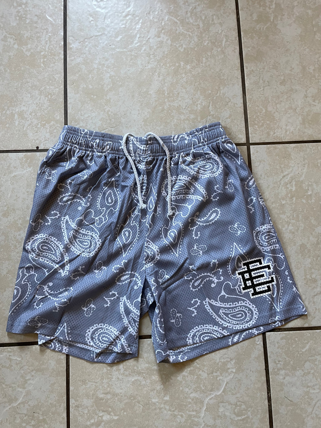 EE shorts