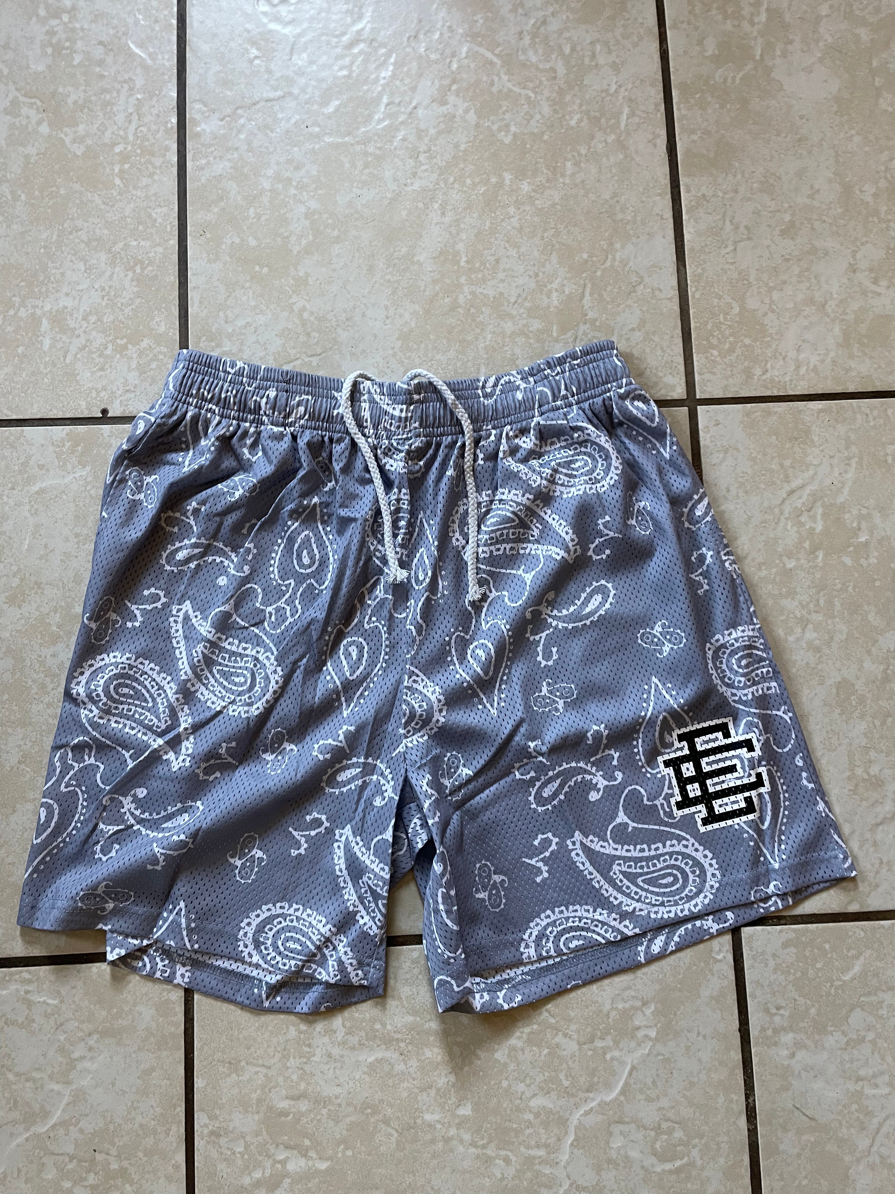 EE shorts