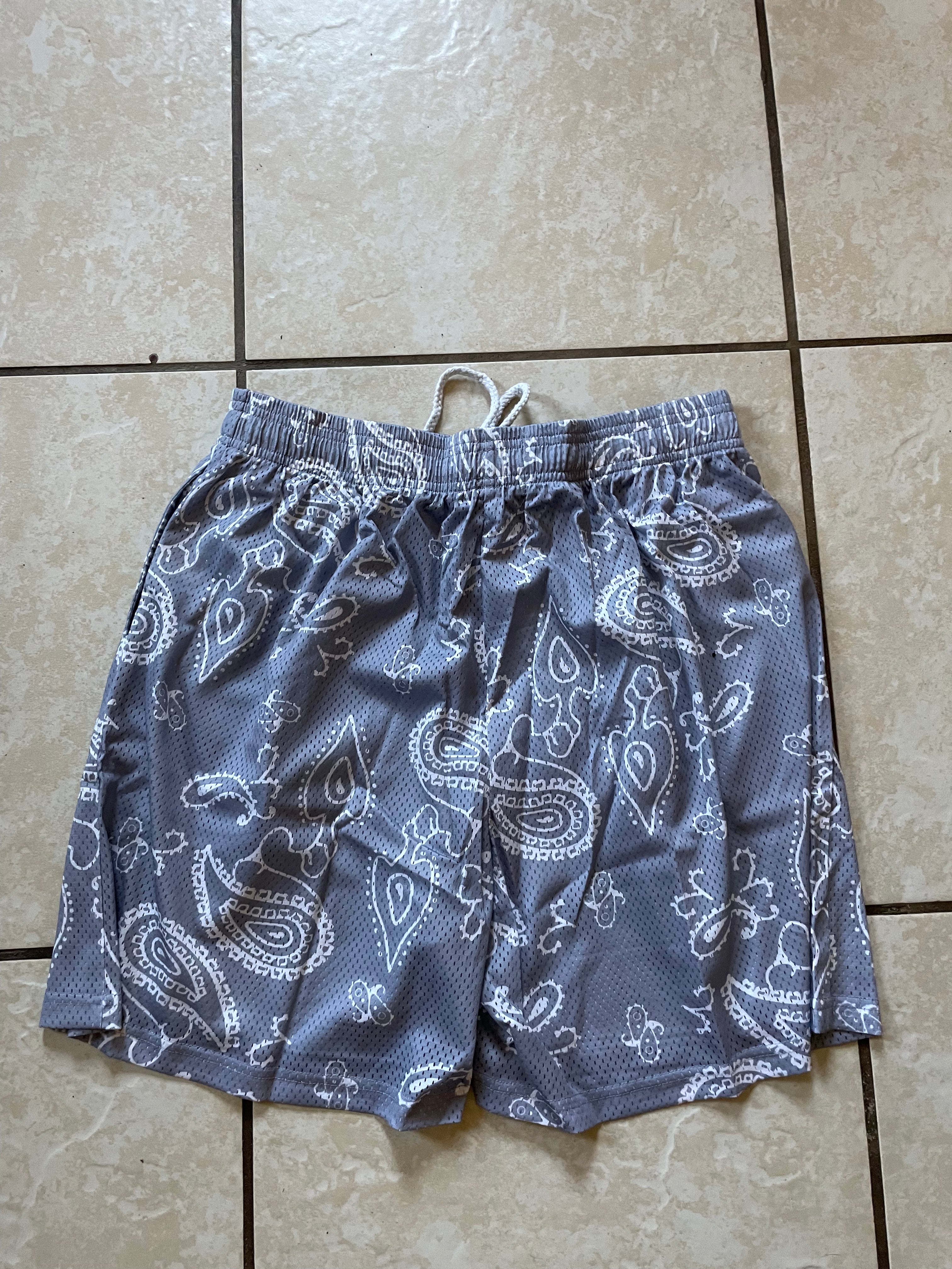 EE shorts